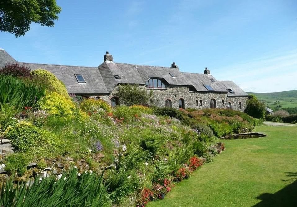 RetreatsAPR's tweet image. There are just a few rooms available to stay at the beautiful Ffald y Brenin retreat centre in Pembrokeshire this summer - why not book yourself a few days away? All info on ffald-y-brenin.org/visit#overnigh… #retreat #pembrokeshire
