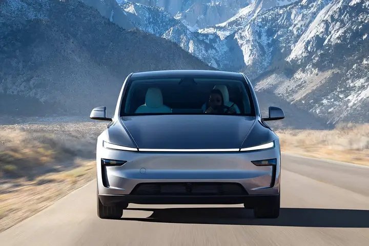 तितली 🦋 (@titli_ji) on Twitter photo <a href="/garrywalia_/">Gurpreet Garry Walia</a> लो अब Elon Musk की Tesla कार भारत में भी आ गई🔥
दुनिया की सबसे मशहूर इलेक्ट्रिक कार कंपनी Tesla आज भारत में अपना पहला शोरूम मुंबई में लॉन्च करने जा रही है,
अभी Tesla Model Y SUV को भारत में लॉन्च करेगी, यह कार टेस्ला की सबसे पॉपुलर और सबसे ज्यादा बिकने वाली कार है,
#ElonMusk <a href="/garrywalia_/">Gurpreet Garry Walia</a> लो अब Elon Musk की Tesla कार भारत में भी आ गई🔥
दुनिया की सबसे मशहूर इलेक्ट्रिक कार कंपनी Tesla आज भारत में अपना पहला शोरूम मुंबई में लॉन्च करने जा रही है,
अभी Tesla Model Y SUV को भारत में लॉन्च करेगी, यह कार टेस्ला की सबसे पॉपुलर और सबसे ज्यादा बिकने वाली कार है,
#ElonMusk