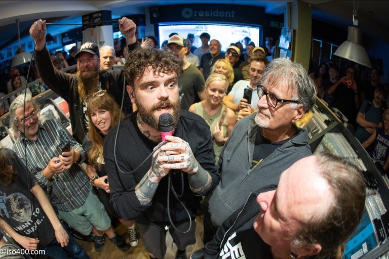 BreakGlassMag's tweet image. Hats off to Big Special for their excellent new album ‘National Average’ and a huge instore performance at Resident in Brighton - some great shots from Mike Burnell here…
breakingglassmagazine.com/2025/07/15/ins…
📸 @iso400photo
🎤 @BIGSPECIAL_
🏛 @residentmusic