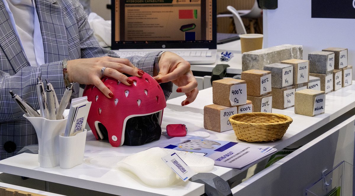 s4industry's tweet image. 🔬 Explore the Exhibitor Stands at #S4i
Top innovation researchers showcase science-based solutions, from new materials to energy 🌱🔬
Connect with the people shaping the future
🔗 s4industry.eu
#ScienceForIndustry #DeepScience #Innovation #TechTransfer