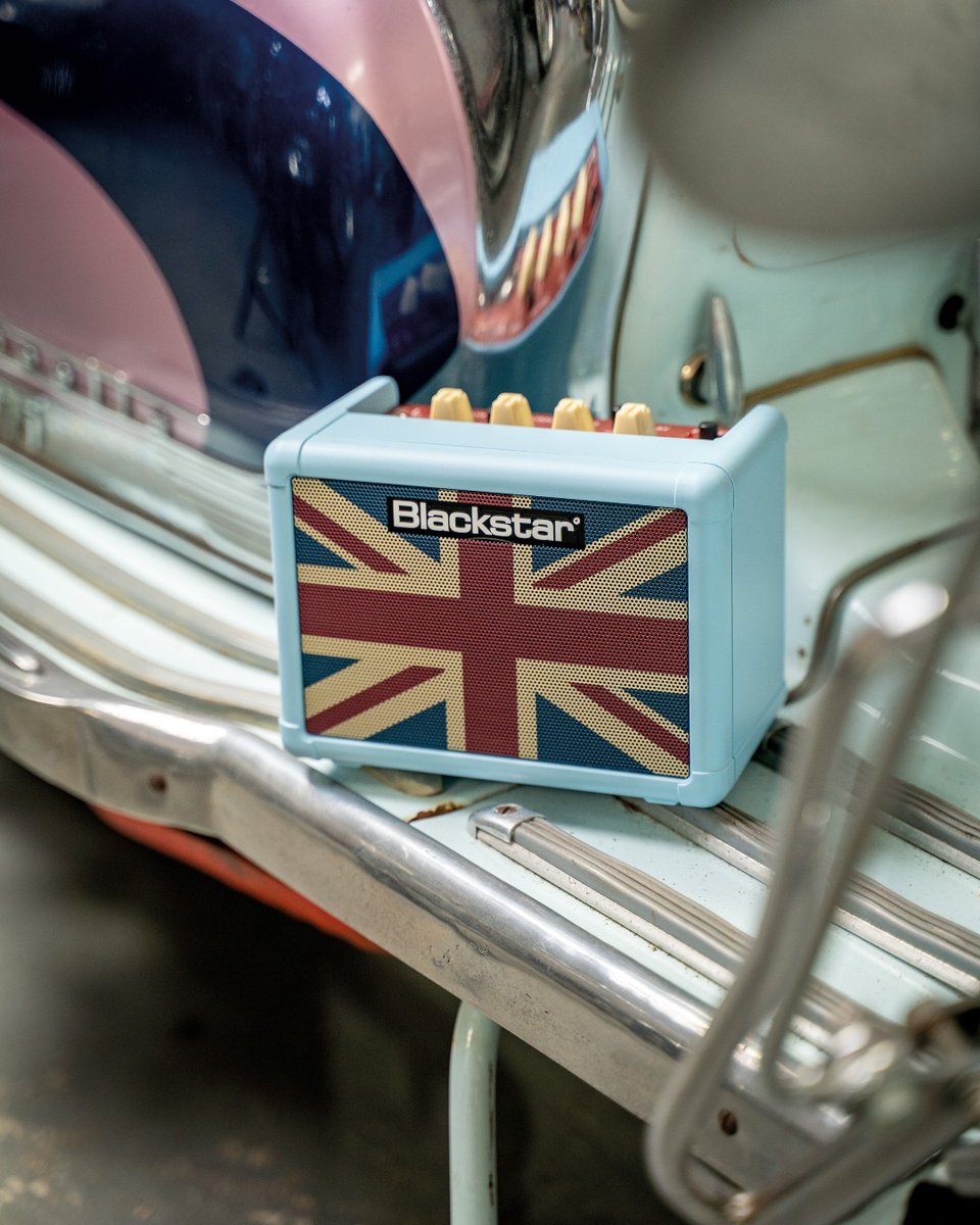 Same great performance. New limited look. Baby Blue Union Flag Debut 50R &amp; Fly 3 — only available for a short time. ❗ 😮