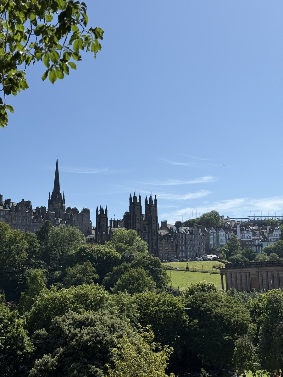 LayalAlyala's tweet photo. Moments in Scotland https://t.co/eUiY7JMr4I