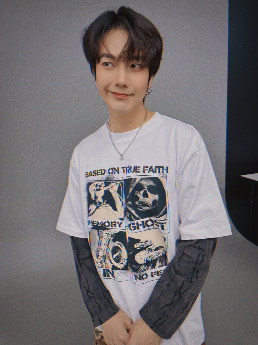 Biu will have ACY Shooting today and a live this evening 07:00pm can’t wait to see u 🥺💗💙 <a href="/JakeB4rever/">BIU.</a>  

#Beyourluve  
#BuildJakapan