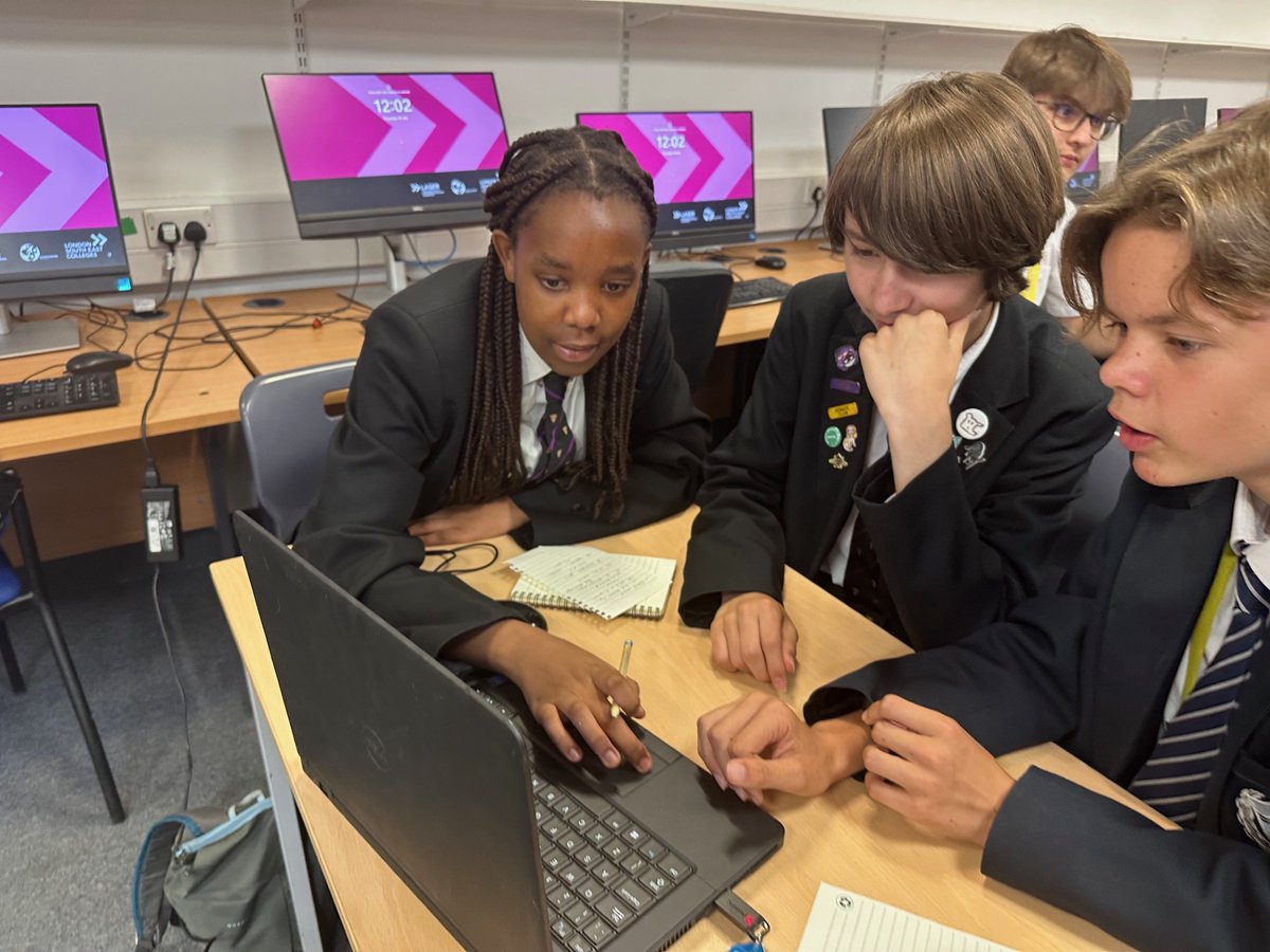 bonus_pastor's tweet image. Our Year 8 & 9 More Able students smashed a multi-school STEM comp at Bromley South East College — teamwork, robotics, AI E-FIT & medical challenges! 👏 Big congrats to Honor, Kaiya & Victor on their wins, presented by the Mayor of Bromley! 🎉 #STEM #Proud