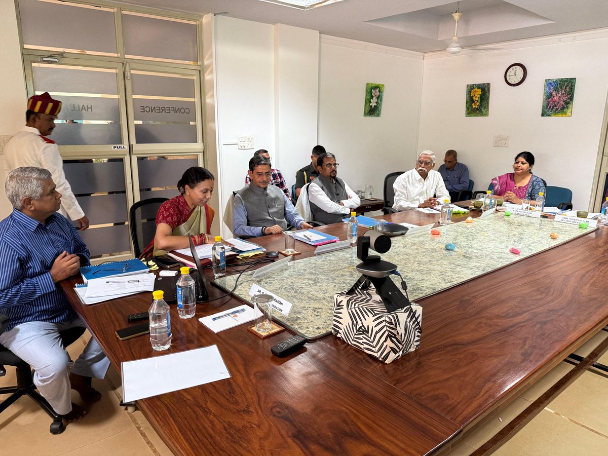 Lt. Gov. Puducherry (@lgov_puducherry) on Twitter photo Attended 69th #GoverningBoard Meeting of #Auroville Foundation, chaired by Shri R.N. Ravi, #Governor of #Tamilnadu and discussed about the development #projects on line with The #Mother’s vision.
<a href="/rashtrapatibhvn/">President of India</a> <a href="/narendramodi/">Narendra Modi</a> <a href="/AmitShah/">Amit Shah</a> <a href="/PIB_India/">PIB India</a> <a href="/MinOfCultureGoI/">Ministry of Culture</a> <a href="/rajbhavan_tn/">RAJ BHAVAN, TAMIL NADU</a> Attended 69th #GoverningBoard Meeting of #Auroville Foundation, chaired by Shri R.N. Ravi, #Governor of #Tamilnadu and discussed about the development #projects on line with The #Mother’s vision.
<a href="/rashtrapatibhvn/">President of India</a> <a href="/narendramodi/">Narendra Modi</a> <a href="/AmitShah/">Amit Shah</a> <a href="/PIB_India/">PIB India</a> <a href="/MinOfCultureGoI/">Ministry of Culture</a> <a href="/rajbhavan_tn/">RAJ BHAVAN, TAMIL NADU</a>