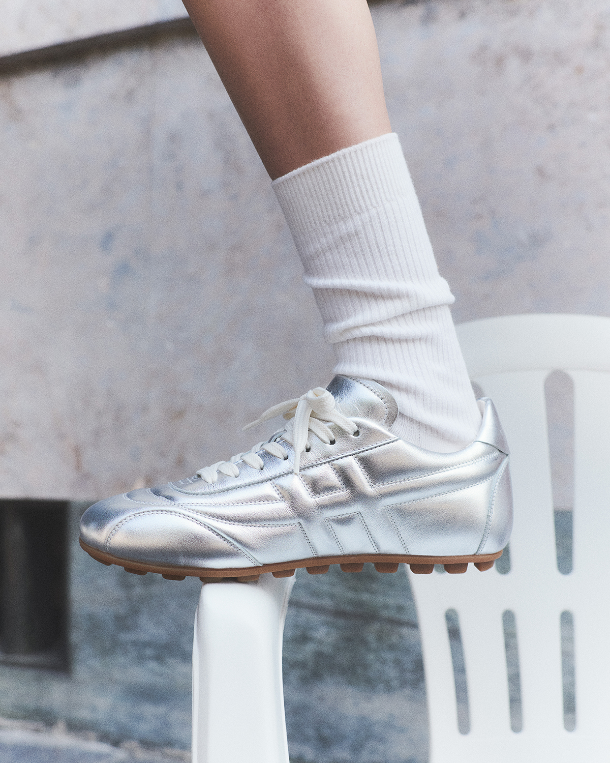 スニーカー HOGAN FW24 OLYMPIA - Leather Sneakers (HXM6760FN60N1M 0UAD) Hogan Olympia H676 white and tan men's sneaker in unlined