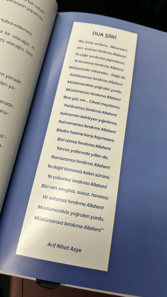 #15Temmuz Diriliş Destanı

“Milletimizin ülkesine ve iradesine kararlı bir şekilde sahip çıkması karşısında, darbecilerin ne silahları, ne tankları, ne helikopterleri, ne uçakları işe yaramıştır.
Onların tankları topları varsa sokaklardaki on milyonlarca vatandaşın da imanları