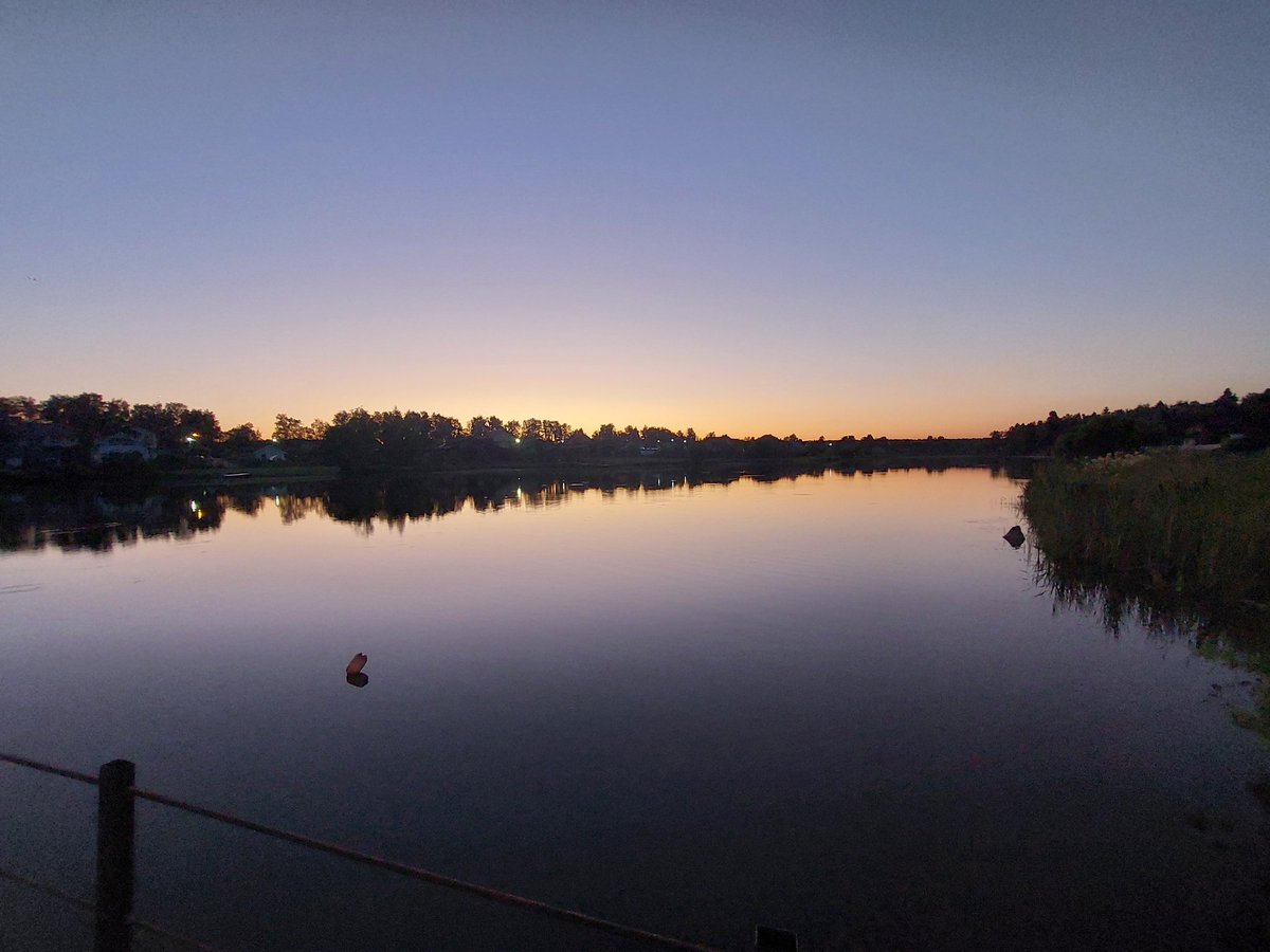 ECTET's tweet image. За окном раскатывает! Снова #рандомизгалереи дачный :)