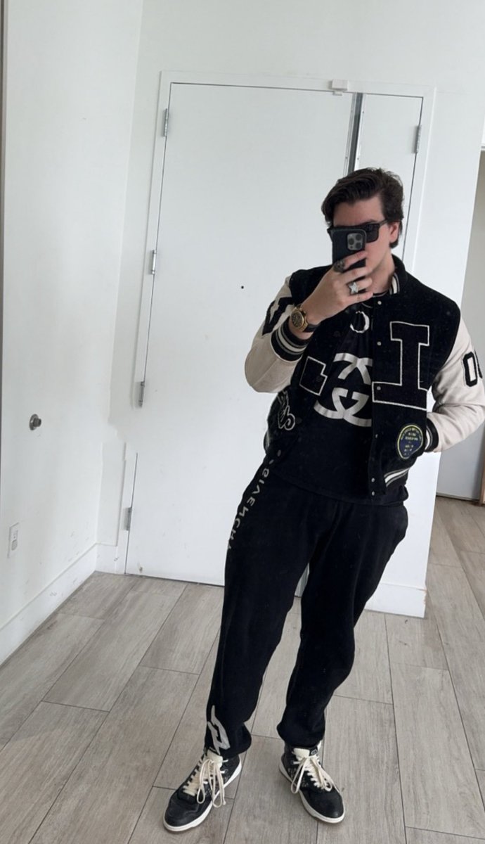 Can I get a GM? ❤️