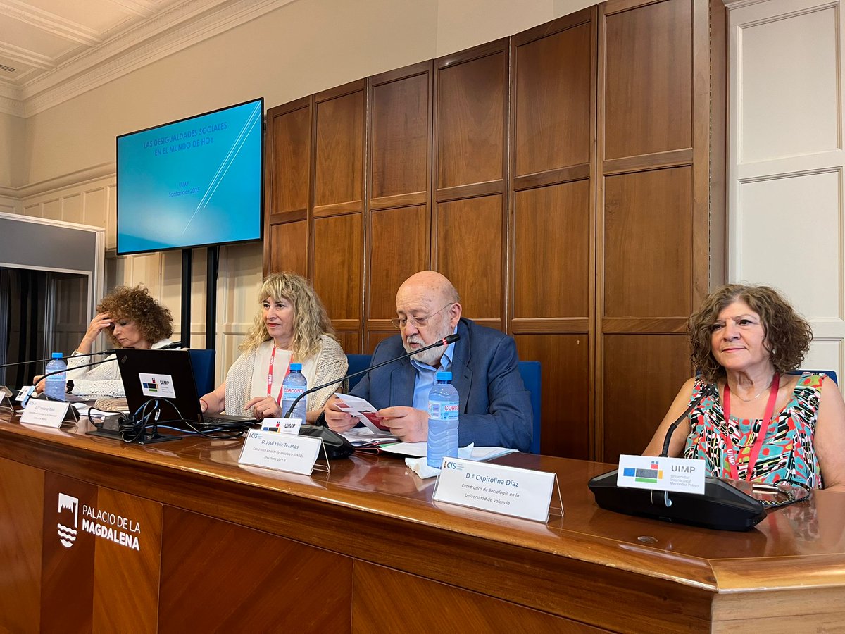 📚 Comienza el segundo día del curso 'Las desigualdades en el mundo de hoy' 

👩‍💼 Las sociólogas Constanza Tobío, Capitolina Díaz y Rosario H. Sánchez centrarán la ponencia en las desigualdades de #género.

Consulta aquí el programa: tinyurl.com/yp6yp75b
