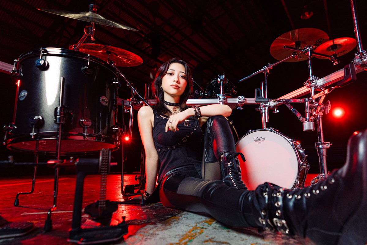 AkaneY_banu's tweet image. 🥁🎤配信リリース決定🎤🥁
米澤茜ソロとしての1st Digital Single
「印象操作」
7/30(水)0時より配信リリースが決定🔥
ドラムと歌をRECしました。
たくさんの方に聴いていただけますように🎧
新しいアーティスト写真もよろしくお願いいたします🤘🏻💥
lnk.to/lesrbv