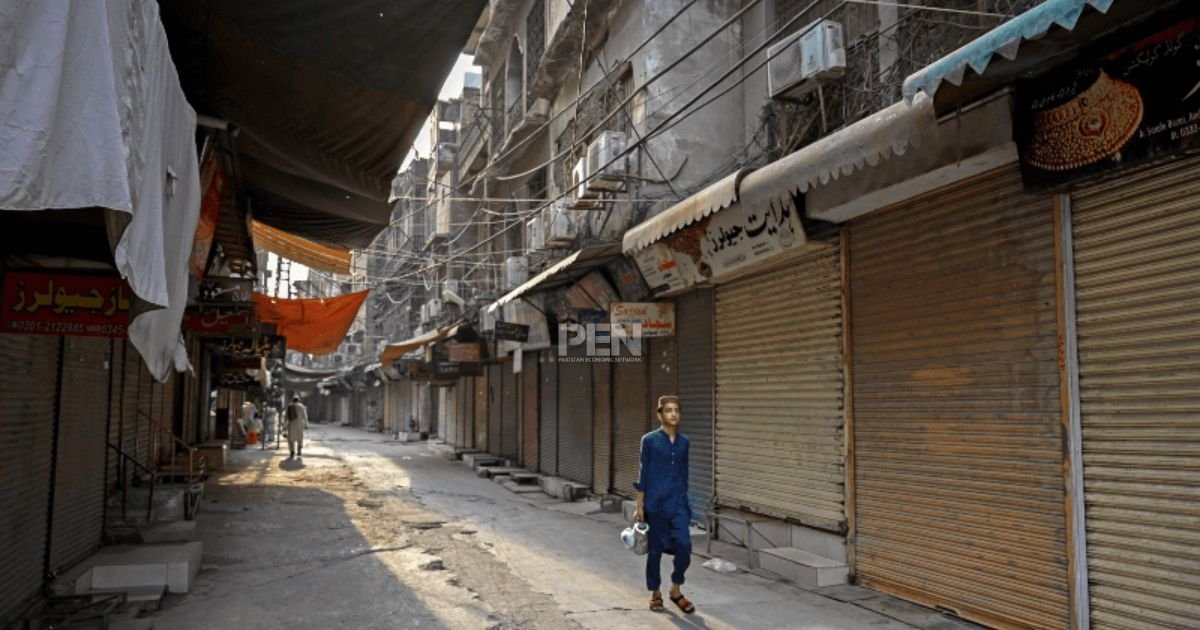 AbbTakk's tweet image. KP traders extend support to countrywide Shutter-down strike on July 19 against new taxes
#KPTraders #SupportStrike #ShutterDownStrike #July19Strike #NoNewTaxes #CountrywideStrike #ProtestAgainstTaxes #TradersUnite #TaxReform #SolidarityStrike #Abbtakk 
Read Complete Article :…