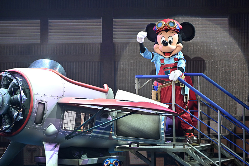 ディズニーシーで「ドリームス・テイク・フライト」公演はじまる。担当者に開発秘話を聞いた travel.watch.impress.co.jp/docs/news/2031… #東京ディズニーシー #ハンガーステージ #ドリームス・テイク・フライト