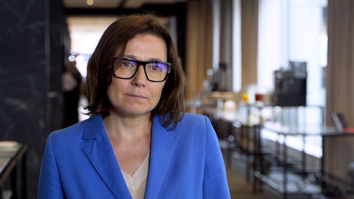 Newseria Biznes (@newseria_biznes) on Twitter photo Konkurencyjność firm wśród najważniejszych zadań dla kolejnego budżetu UE. Komisja szuka nowych źródeł dochodów.
tiny.pl/rvfn-2s3
<a href="/EUinPL/">Komisja Europejska</a> <a href="/KatarzynaSmykEU/">Katarzyna Smyk EU</a> Konkurencyjność firm wśród najważniejszych zadań dla kolejnego budżetu UE. Komisja szuka nowych źródeł dochodów.
tiny.pl/rvfn-2s3
<a href="/EUinPL/">Komisja Europejska</a> <a href="/KatarzynaSmykEU/">Katarzyna Smyk EU</a>