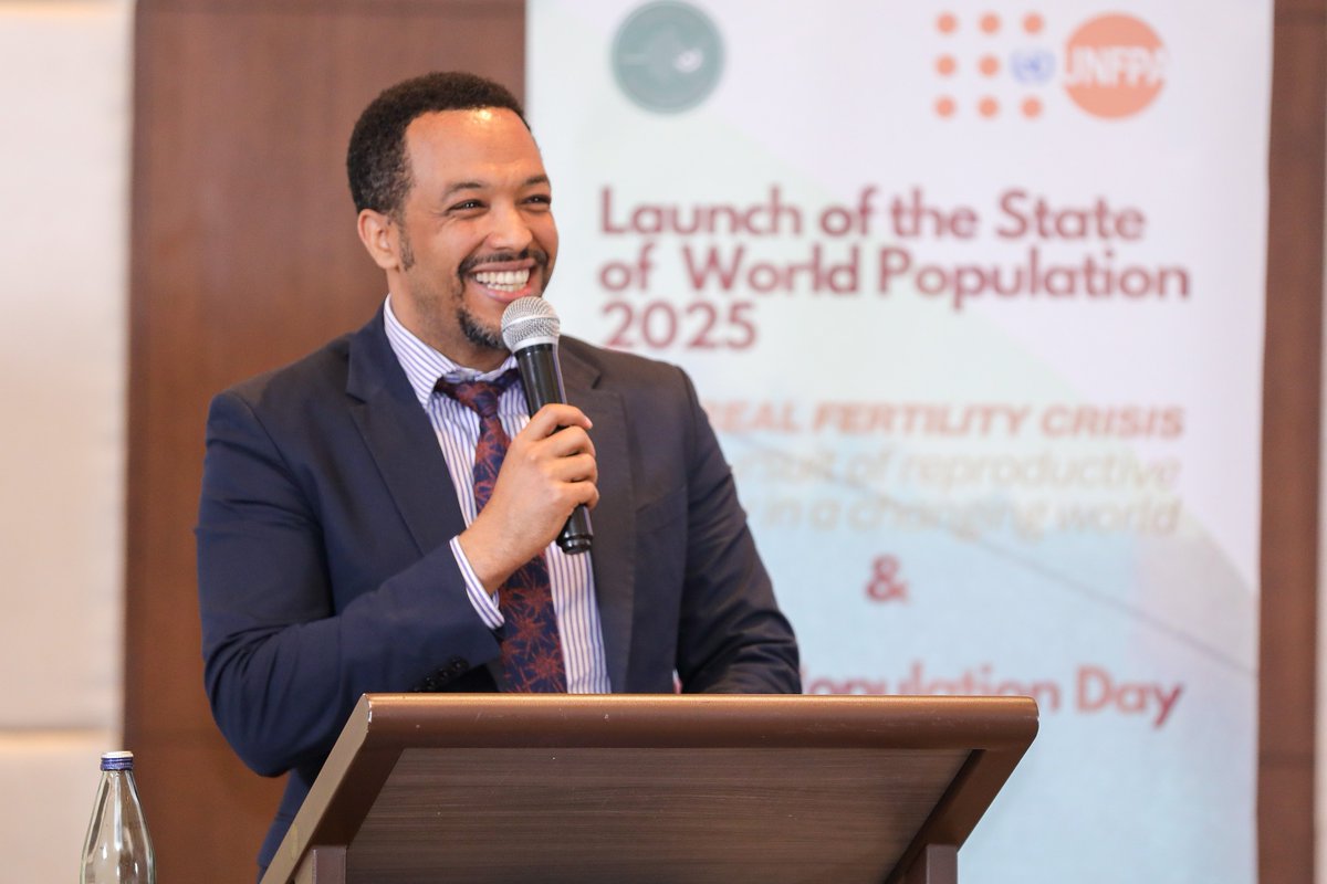 UNFPAEthiopia's tweet image. Happening Now!
Launch of #SWP2025 & #WPD2025 celebrations.
H.E. @dereje_dugumaMD, State Minister @FMoHealth & H.E. Huria Ali Mahdi, State Minister @Mowsaofficia emphasized on improving access to reproductive health services & information to support informed choices.