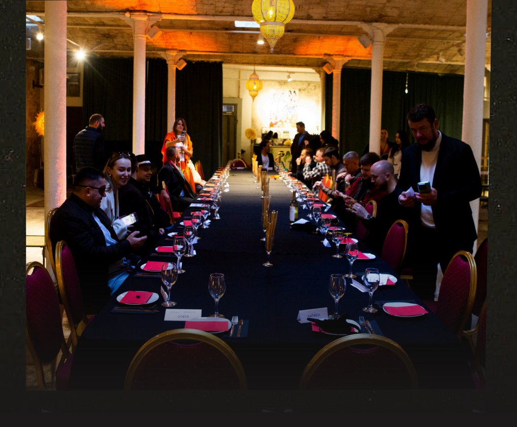 Imagine this:
You're at a castle in Germany.
Invited for dinner.
Mid-meal, someone announces:
Your host is murdered. His crypto wallet was stolen.
One of the guests is the killer. You have 24h to find the seed phrase. 🕵️‍♂️
Now imagine…
That’s your next team-building game.