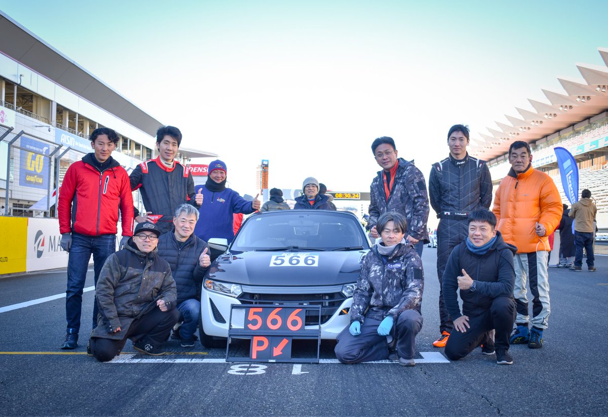 _H1cup's tweet image. #H1racing
#K4GP
8月13日〜14日
夏の10時間耐久富士スピードウェイ

1人仕事の関係で欠場となったので
急遽1人ドライバーを募集いたします！
※募集期間7月22日まで

お気軽にお問い合わせください
エスロクサーキットユーザーいかがです？
それ以外のサーキットユーザーも是非！…