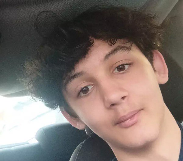 PsyGuy007's tweet image. 🌐 🇫🇷 Antibes : Jérémie, 14 ans, porté disparu
Jérémie, 14 ans, n’est jamais rentré chez lui samedi comme prévu.
Parti mercredi 9 juillet pour dormir chez un ami à Biot, l’adolescent n’a en réalité jamais été hébergé par ce camarade, selon la famille.
Inquiets, ses parents…