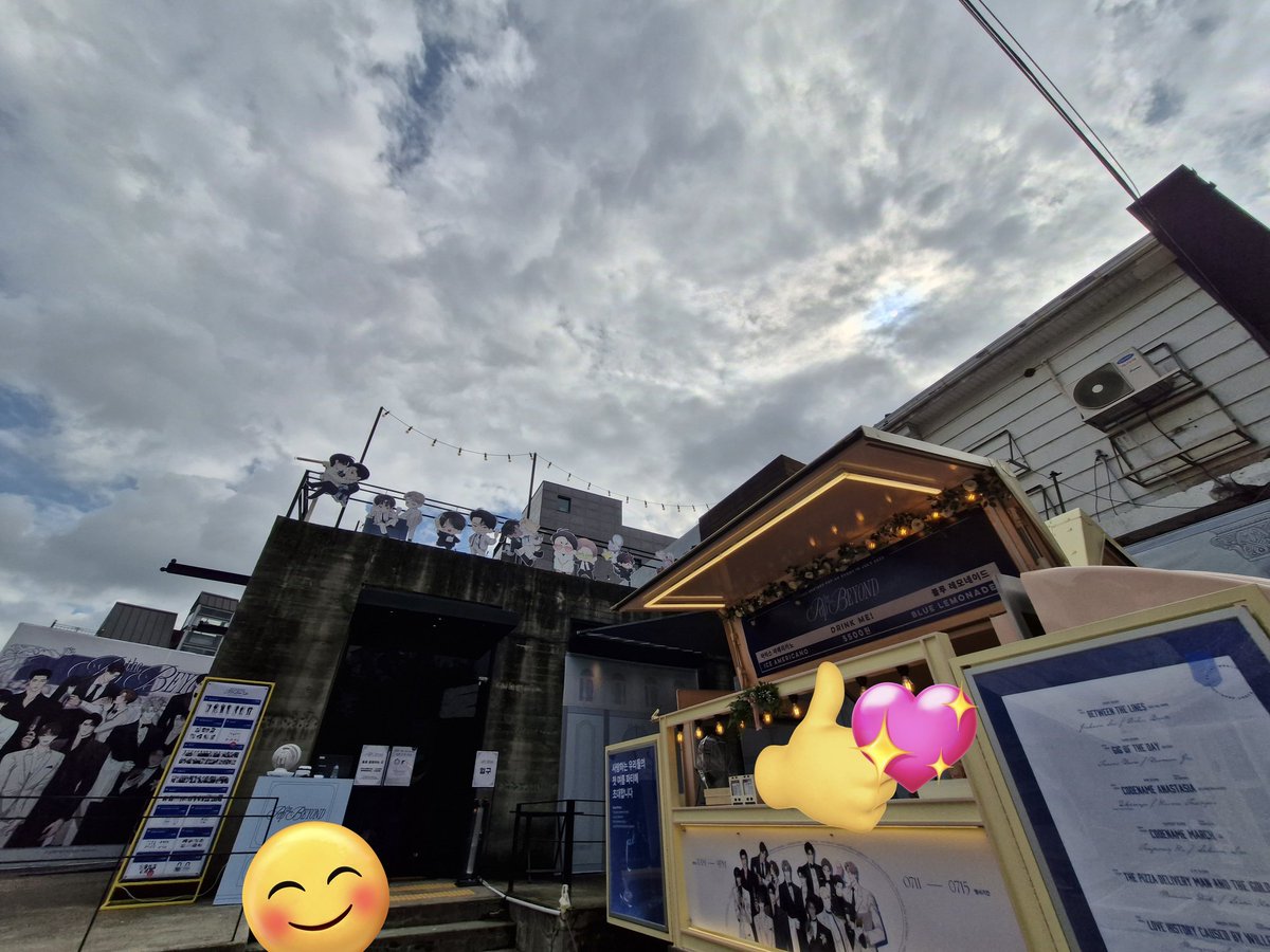 ziddo__'s tweet image. 오늘 날씨가 선선하고 좋았어요
