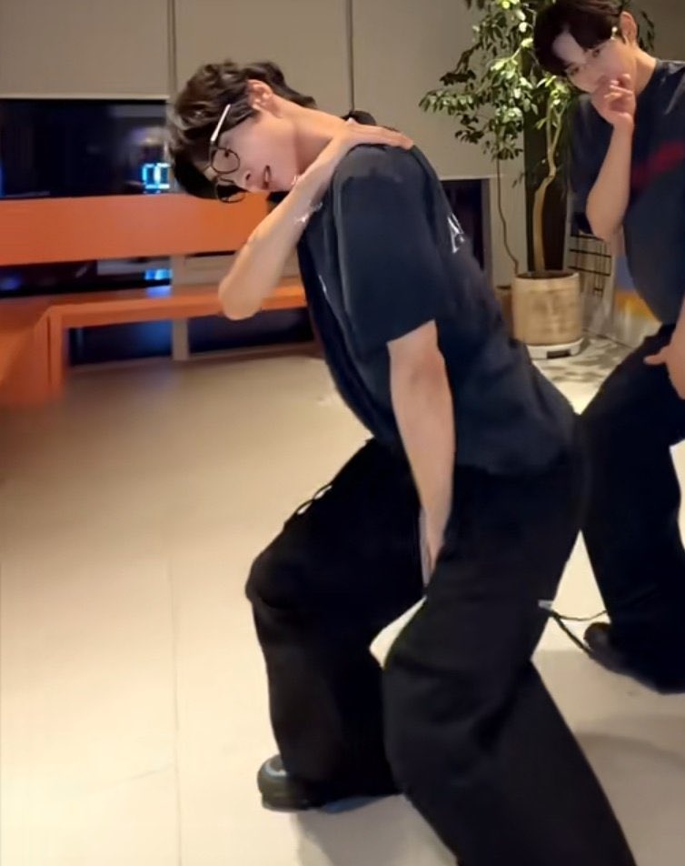 คนอื่นใช้อะไรนำทางไม่รู้ แต่เจ๊แนนใช้สะโพกนำทาง