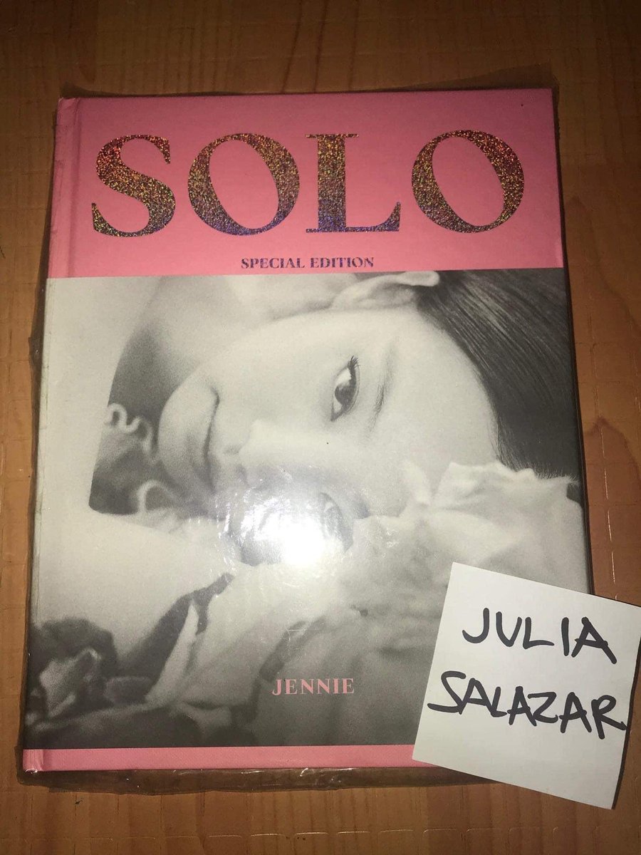 _kssmiles's tweet photo. wts lfb lf ph 

-Onhand
-PAYO

MOP:gcash
•BLACKPINK the album - 500
•How You Like That - 400
•Jennie Photobook - 800
•BLACKPINK 2021 season greeting - 1000
•BLACKPINK THE SHOW CD - 1,000
•BLACKPINK 4+1 THE ALBUM PHOTOBOOK LIMITED EDITION -1,500
•LALISA PHOTOBOOK - 1,500 https://t.co/KXZR67YRIN