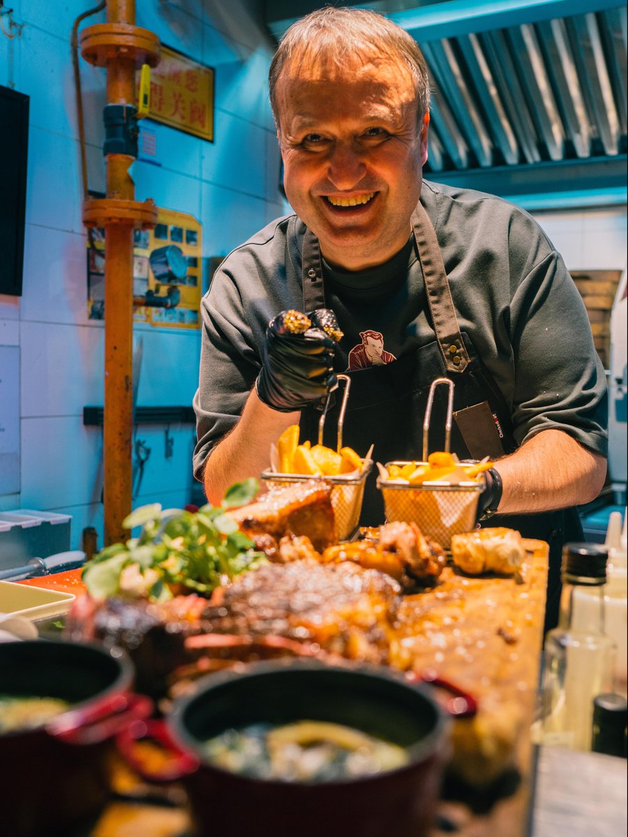 BirolDincli's tweet photo. You are looking good, can I put you on the menu?

Birol Steak Legend of Steak Kin | BusGrill
📍 China, Shenzhen,福田ＣＢＤ Mintian Rd, No. 134, 135‑D, North Yard Block 邮政编码: 518048 https://t.co/gyy96R4Xjn