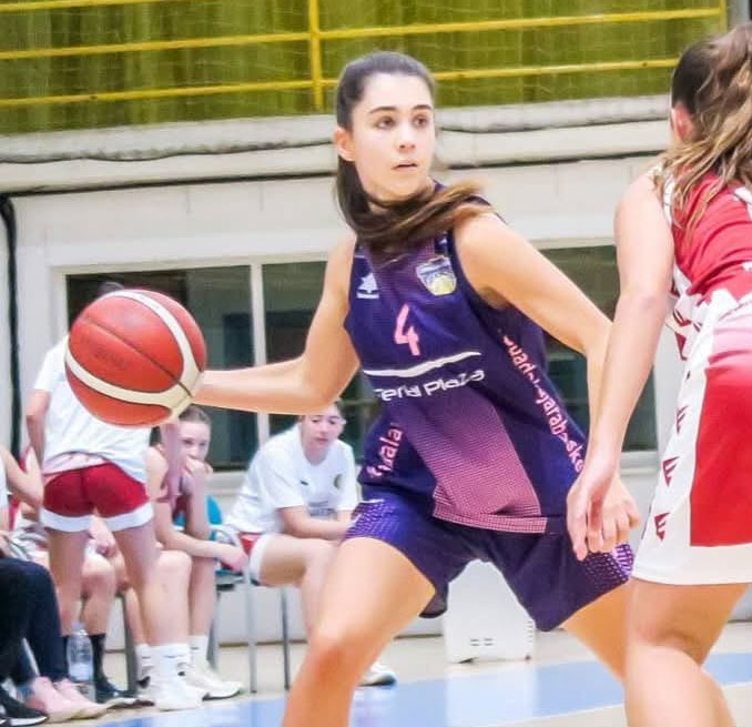 Henar Nieto renueva con el Ferial Plaza para la próxima campaña 
guadalajaradiario.es/deportes/66162…
Foto: GUBasket/<a href="/DXTenGuada/">DXT en Guada</a>.