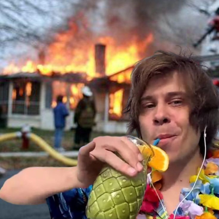 CoffieDoodles's tweet photo. Twitter cuando rubius se va: https://t.co/1kDSQEU5LZ