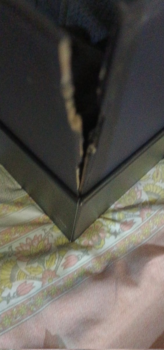First, you smashed my suitcase — now this parcel too?
TCS, your ‘Handle with care’ tag must be just for decoration.
Breaking things seems to be your real delivery service.
Disappointed, but not surprised. 📦💔 #TCSFail