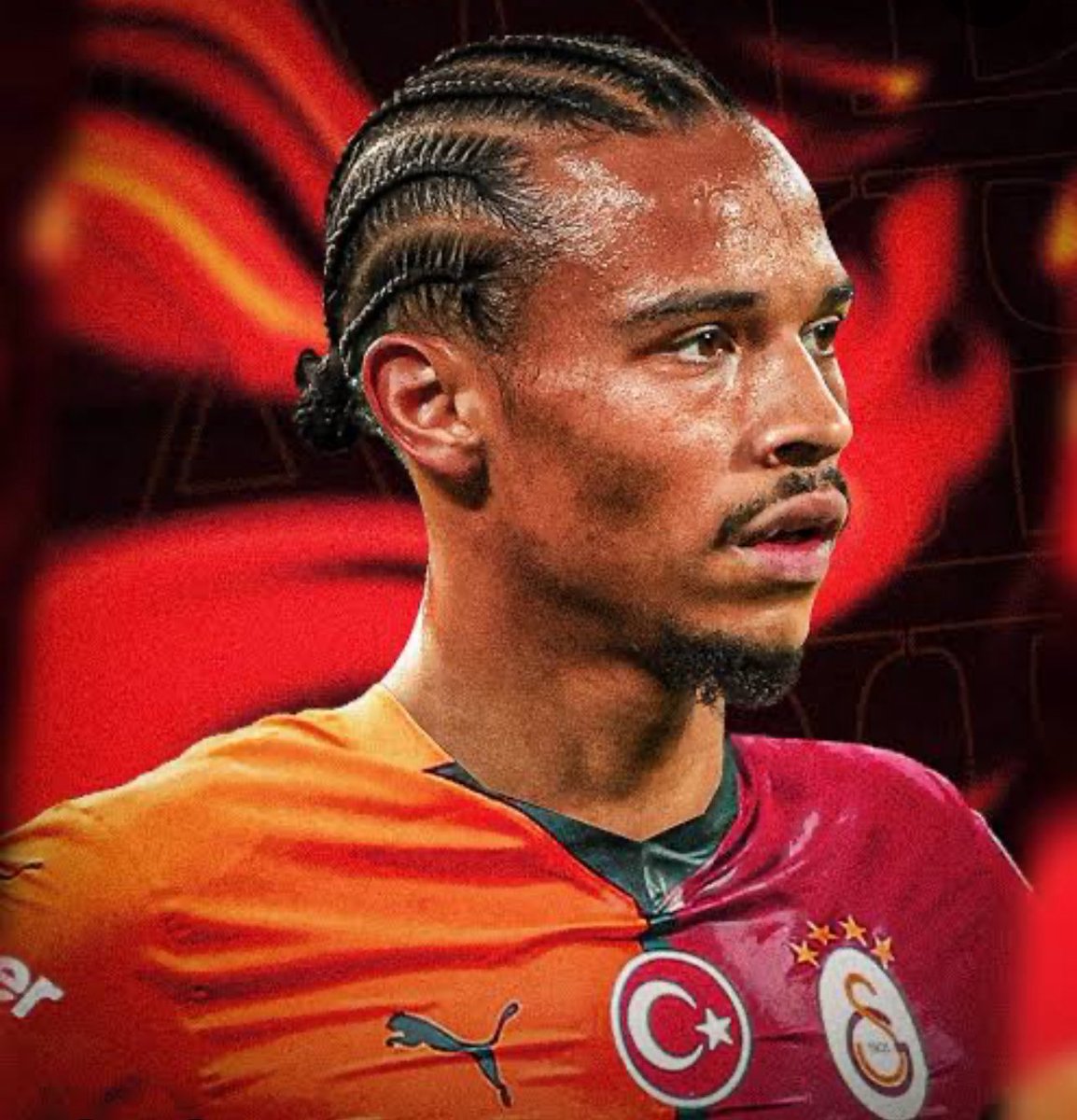 Söğüşlenmenin Hikayesi:

John Duran 12 Miyon Euro kiralık beedeli 20 Milyon Euro maaş

Orkun Kökçü 30 Milyon Euro bonservis bedeli 5 Milyon Euro maaş

Leroy Sane Bonservissiz 9 Milyon Euro maaş
