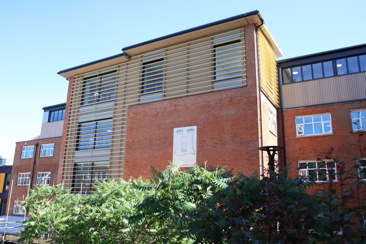 SurreySENDLO's tweet image. ‘The Loft’ at Guildford County School will welcome 10 new students into the SEND teaching unit for autistic children in September 2025 🎉
We have invested £3.3m to create the unit alongside additional English and science classrooms & a new stair tower orlo.uk/xHT8I