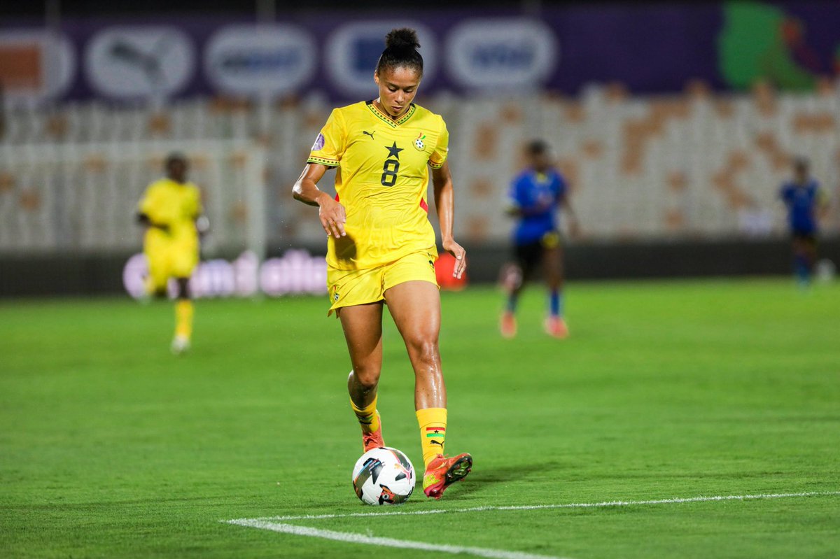 🇬🇭 Chantelle Boye-Hlorkah made her Black Queens debut in April against Senegal after representing England at the youth level.

Chantelle Boye-Hlorkah for the Black Queens:

👕Caps: 7
⚽️Goals: 2 
🅰️ Assists: 1

Ghana's best player at the #TotalEnergiesWAFCON2024 by far.