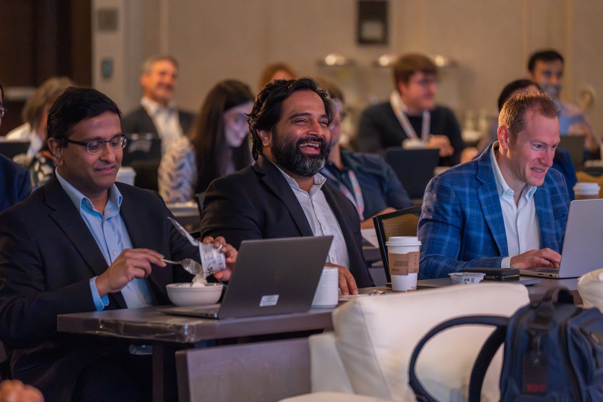 _MDEducation's tweet image. Swipe through highlights from the 4th Annual AML-ALL Focus Meeting 2025, held this weekend in Marina del Rey, CA.
🎥 Sign up to receive full meeting recordings: academy.md-education.com/courses/aml-al…
Meeting at a Glance:
✨ 35+ expert faculty in AML and ALL
🎤 10 in-depth scientific sessions…