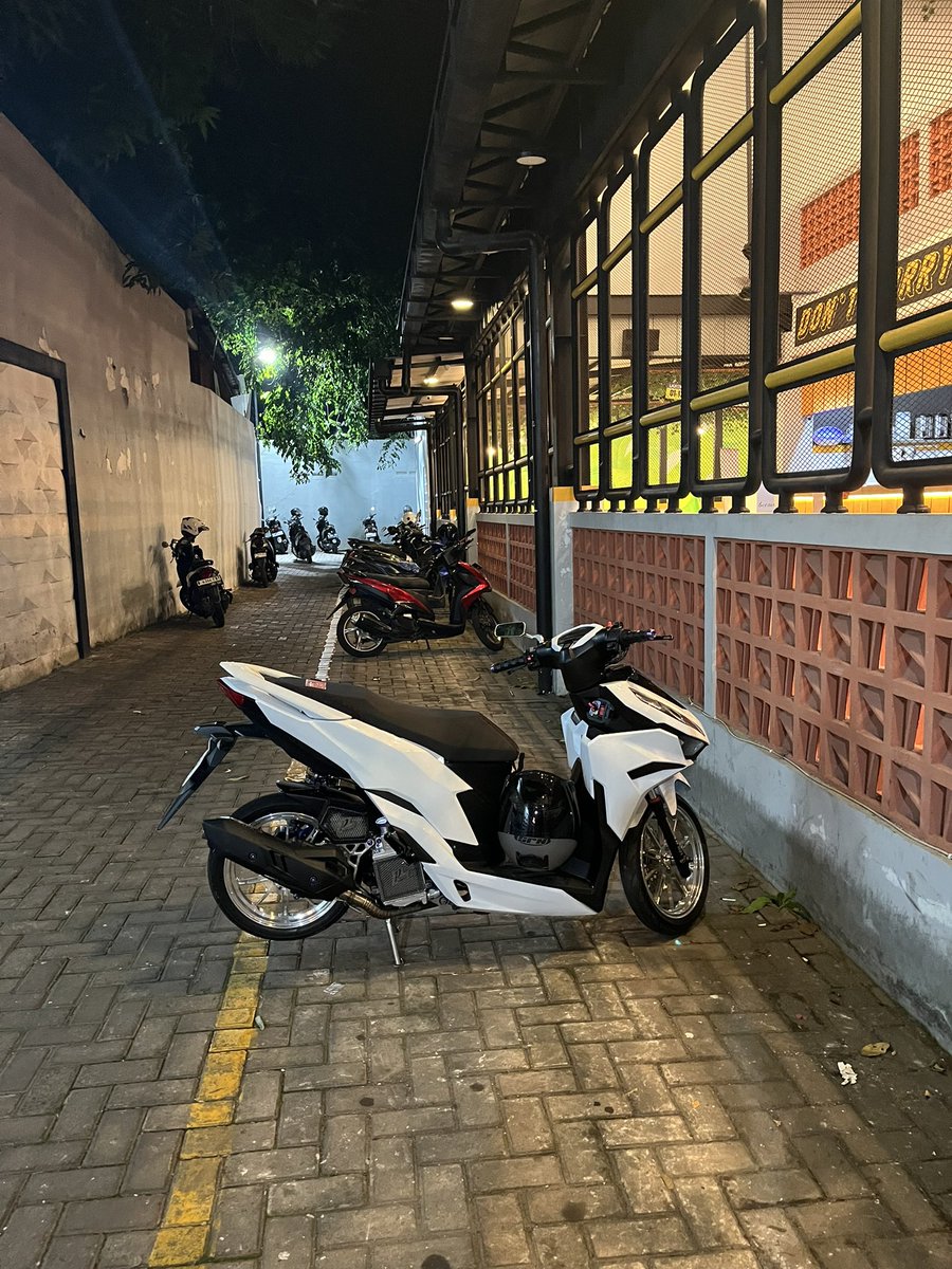 heyy.ard tweet media