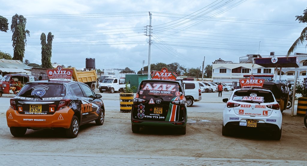 BroadCentrixKE's tweet photo. This morning we visited Aziz Driving School in Malindi & must say we were impressed by their simulator. @princegershom_ it comes with weather, day & night driving options similar 2 your simulator game. We discussed job & business opportunities in Doha.
@RSAIKenya
#GtoG #Ksh244 https://t.co/L33q1w7CtN