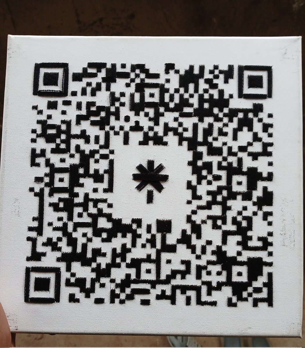 MambaCreatives's tweet image. I stitched a QR Code… and It Actually Works 😱📱🧵A repost would really help🙏