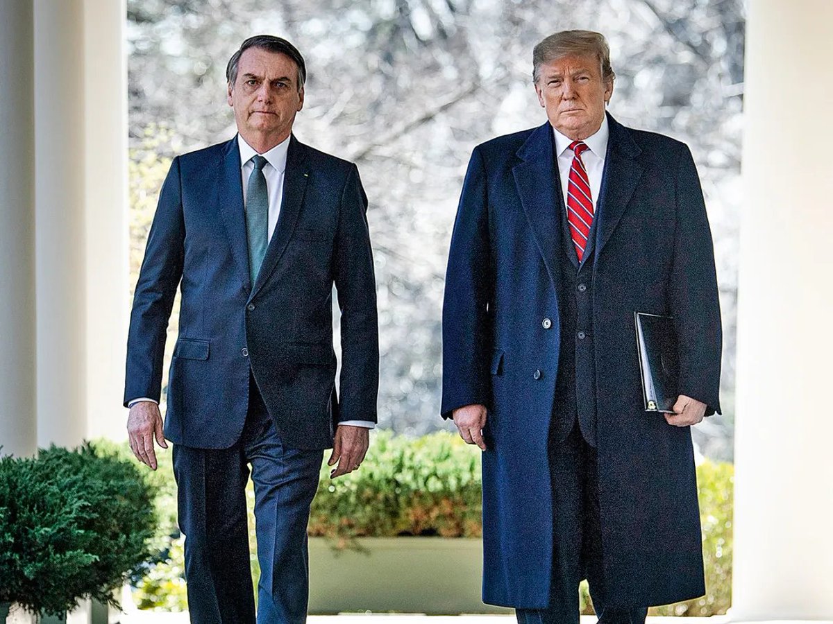 SOMOS TODOS BOLSONARO
Retuitem em massa.