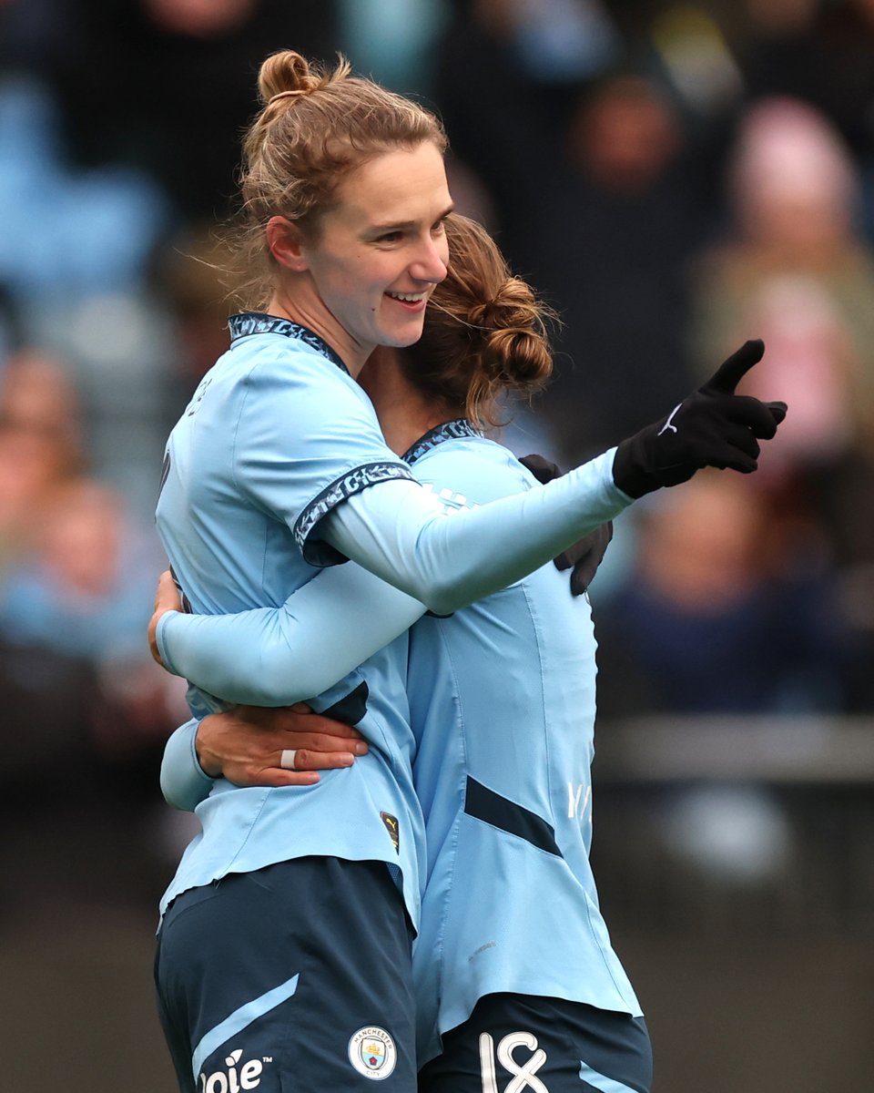 AdobeWFACup's tweet image. 2️⃣9️⃣🎉
It's a Viv Miedema type of day.
#AdobeWomensFACup