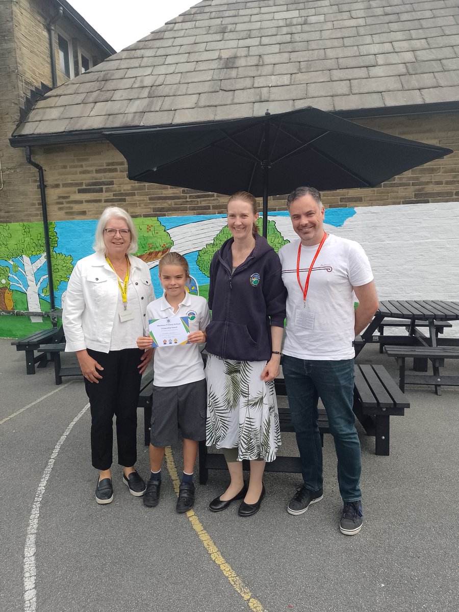 A proud moment at our Governor Award presentation yesterday! Huge congratulations to all the children recognised for their fantastic achievements—and thank you to the families who joined us to celebrate. 🎉