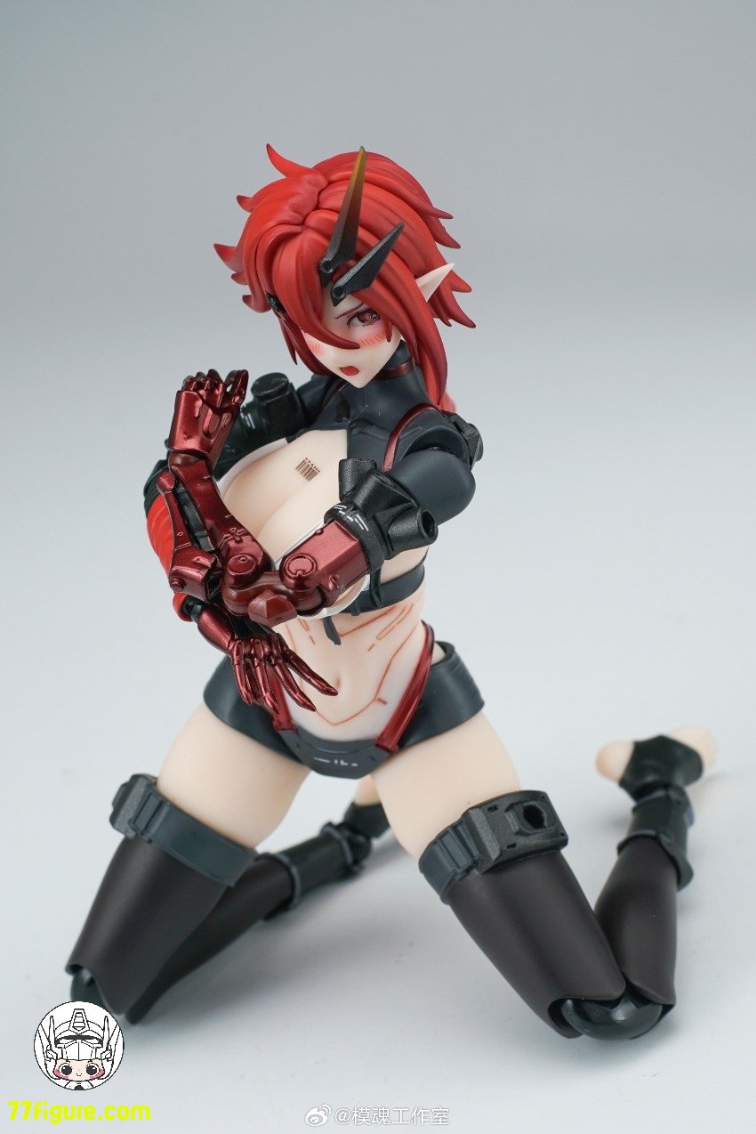 Amazon | A Z [E] 1/7スケール プラスチック製 塗装済み完成品