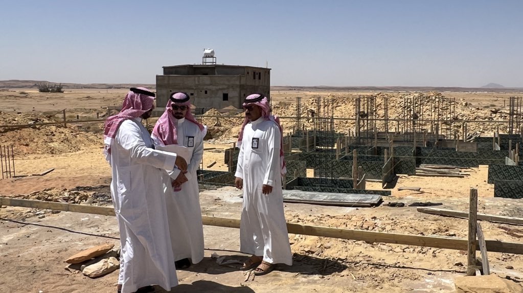 askanbaqa's tweet photo. زيارة ميدانية : 
زيارة إدارة المنظمات غير الربحية والتعاونية بإمانة منطقة حائل. لجمعية الإسكان التنموي بمحافظة بقعاء
م/ مشاري بن بدر الغبيني
مدير إدارة المنظمات غير الربحية والتعاونية 
بأمانة منطقة حائل و الاستاذ/ عبدالرحمن المثيب و كان في استقبالهم رئيس الجمعية/ ناصر المنصور https://t.co/wPHyIp5cDG