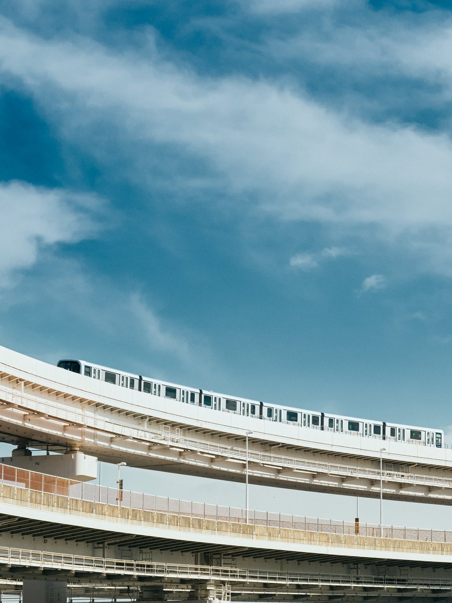 東京夏空
TOKYO "BLUE SUMMER" SKY