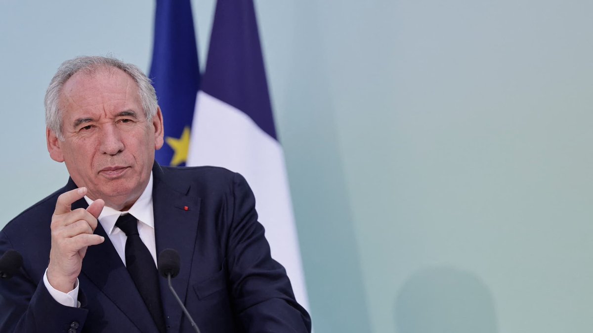 Arrêts de travail moins bien rémunérés, médicaments moins remboursés... C'est dans la santé que Bayrou pourrait tailler pour faire des économies
l.bfmtv.com/x9AW