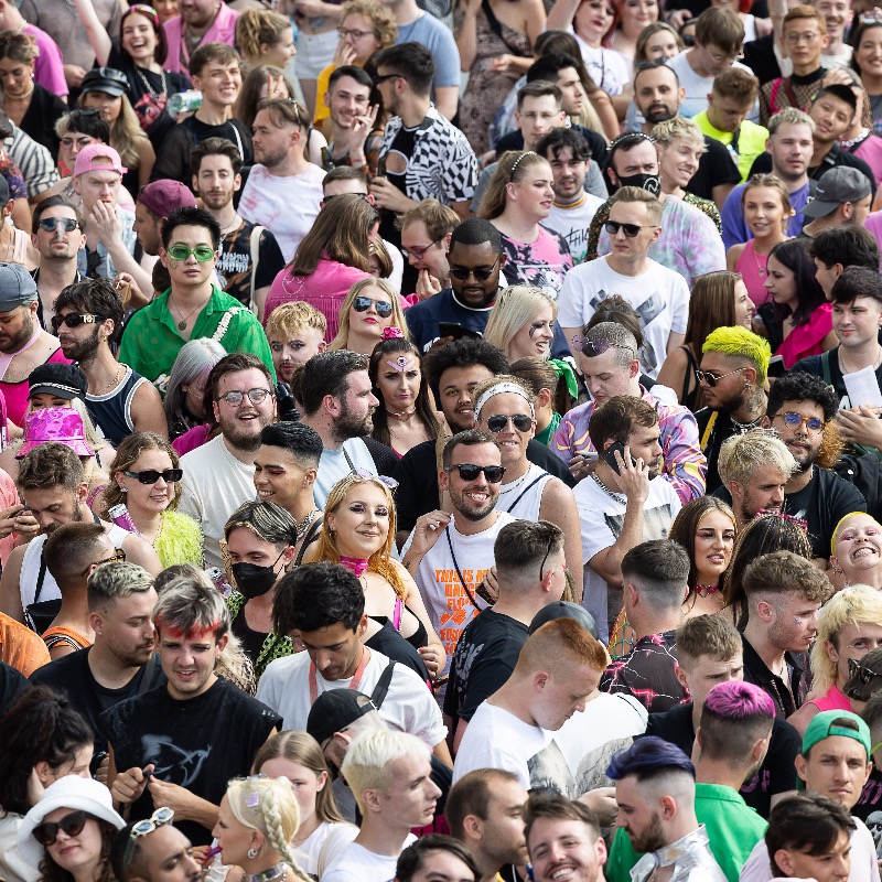 SpursStadium's tweet photo. This concert season why not make a day of it in N17 with our guide for the local area.

Find out more about the best things to see, do, eat and drink in Tottenham and @haringeycouncil here ⤵️