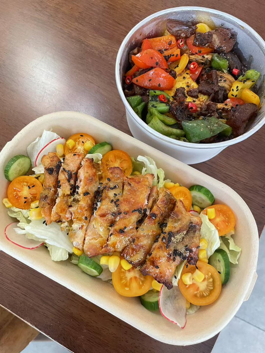 夏天是不能没有色拉的，但也不能没有肉肉