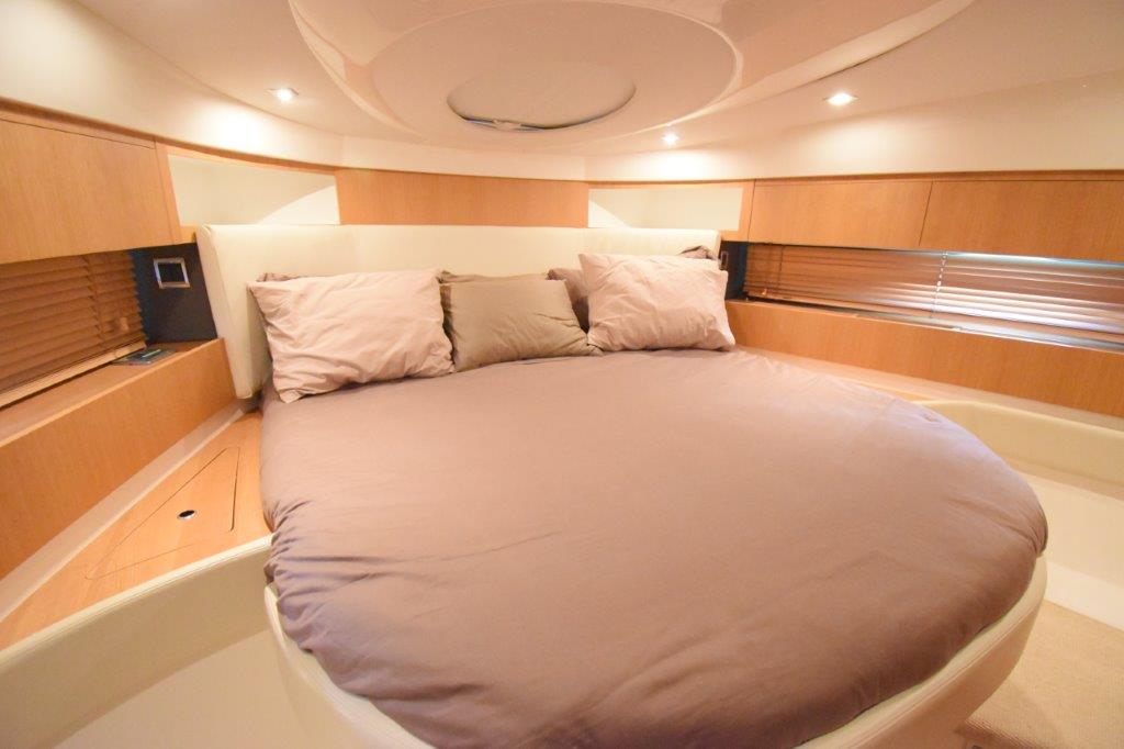 Boat Of The Week - 2012 Fairline Targa 38. New to market! Fully prepared for 2025! 12mtr mooring in Puerto Portals available by separate negotiation. A fantastic boat in very good condition!  sales@marineunltd.com   mailchi.mp/marineunltd/bo…