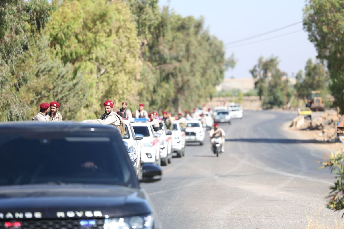 Sy_Defense's tweet image. دخول قوات الشرطة العسكرية إلى محافظة السويداء بالتنسيق مع وزارة الداخلية، لضبط الأمن وحماية الممتلكات العامة والخاصة، ومنع أي تجاوزات، وذلك في إطار الجهود المستمرة لتعزيز السلم الأهلي وفرض سيادة الدولة.
#الجمهورية_العربية_السورية
#وزارة_الدفاع