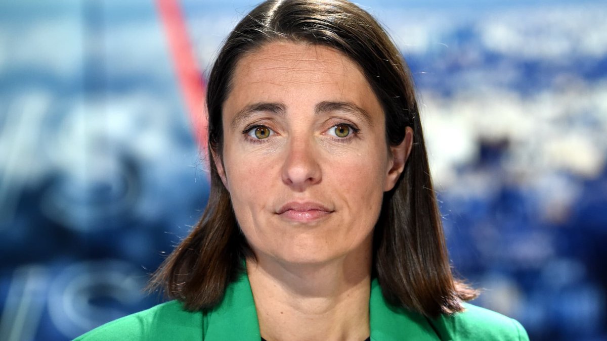 "L’année blanche sera une année noire pour les travailleurs": Sophie Binet ne veut pas "financer des Rafale en fermant des hôpitaux"
l.bfmtv.com/QUnG