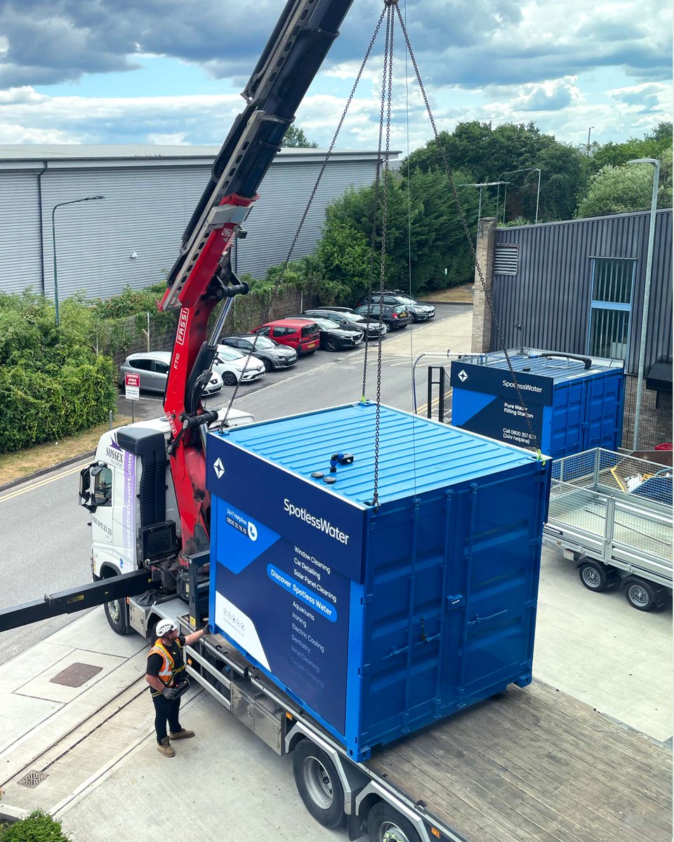 A little behind-the-scenes peek: A brand new SpotlessWater station being loaded up and on its way to a new location! 🚛💧 Stay tuned to find out where it’s heading!

#behindthescenes #SpotlessWater #SpotlessWaterUK #SpotlessWaterstations #ultrapurewater