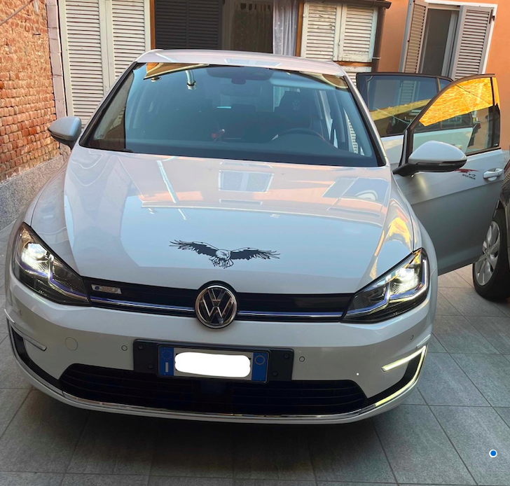 Vaielettrico (@vaielettrico) on Twitter photo USATO ELETTRICO / Un lettore di Alessandri vende la sua <a href="/VW/">Volkswagen</a> e-Golf del 2019, con 62.600 km, con batteria 36 kWh. Prezzo richiesto...⬇️
vaielettrico.it/volkswagen-ego…
<a href="/VWGroupItalia/">Volkswagen Group Italia</a> USATO ELETTRICO / Un lettore di Alessandri vende la sua <a href="/VW/">Volkswagen</a> e-Golf del 2019, con 62.600 km, con batteria 36 kWh. Prezzo richiesto...⬇️
vaielettrico.it/volkswagen-ego…
<a href="/VWGroupItalia/">Volkswagen Group Italia</a>